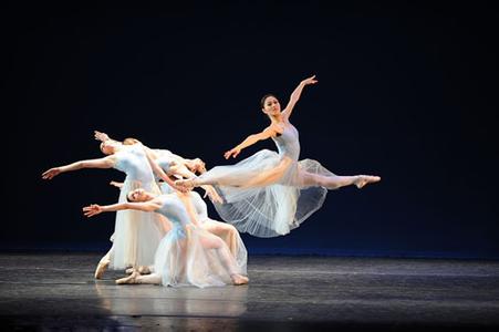 舞蹈地板1.jpg 舞蹈地板1.jpg